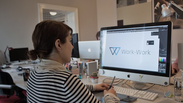 Sanja at Klapp Media does some final adjustments to the Work-Work logo.